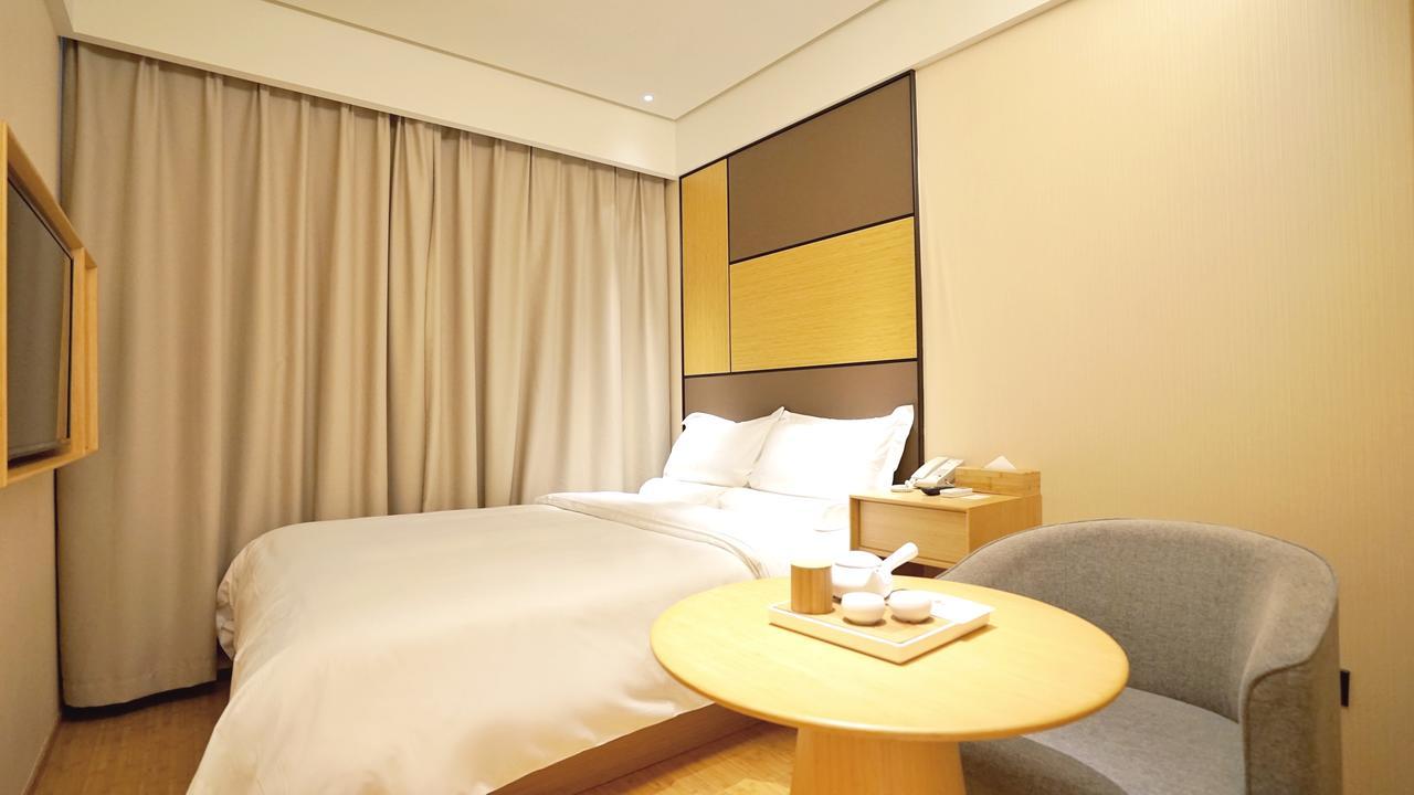 Ji Hotel Shanghai Bund East Nanjing Road Pedestrian Street Exterior foto